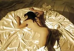 Die sexy Blondine drückt ihren Freundinnen in den Arsch und bringt frauenpornos hd sie dann mit einem dicken Vibrator zum Orgasmus