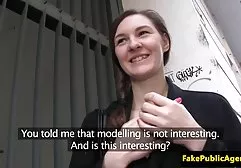 Die russische kostenlose reife frauenpornos Schlampe Amanda betritt eine zerrissene Strumpfhose