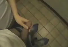 Zwei junge dünne Studenten hatten einen Dreier mit einem dicke frauenporno Fitnesstrainer